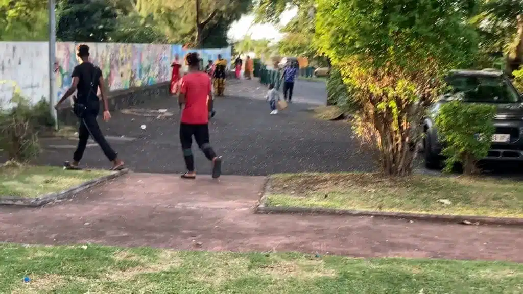 Insertion jeunes dans la rue social