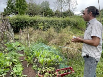 autonomie alimentaire Oasis Réunion exploitation de la Source elle rit à Bras Pistolet Yves Boussardon