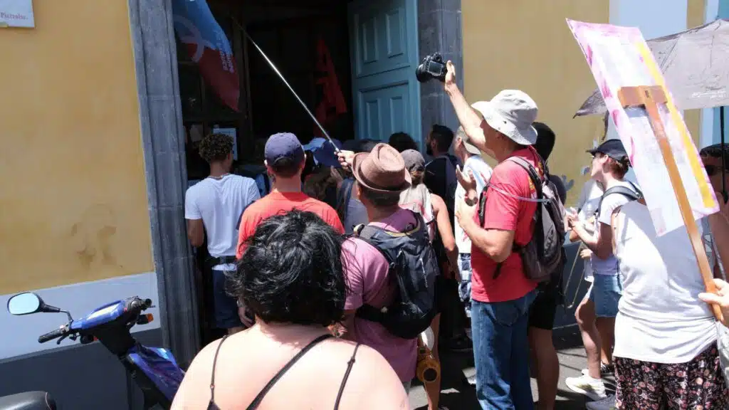 manifestation loi retraites Saint-Pierre mardi 7 février 2022 intrusion mairie