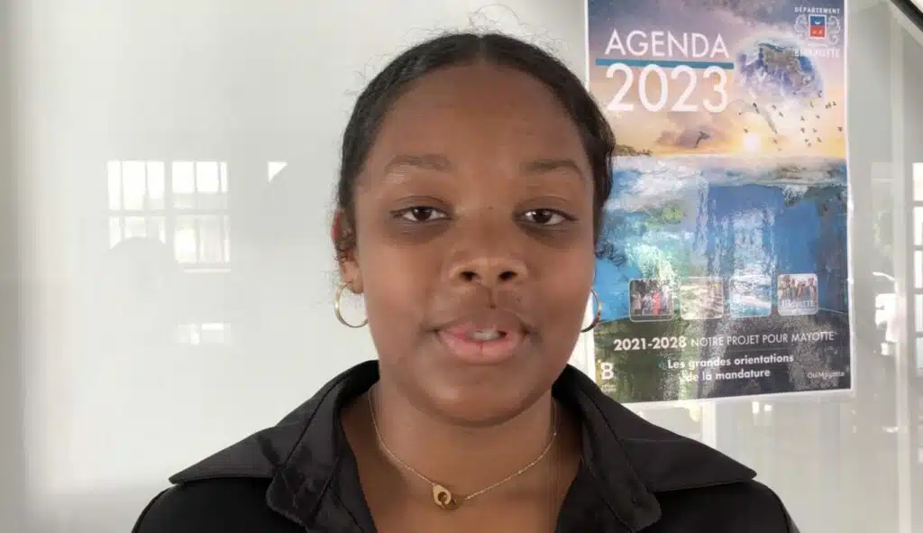 Omar Asma, Mahoraise scolarisée au lycée de Saint-André