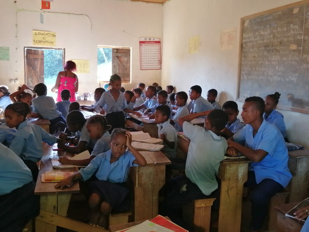école de Nosy Iranja Madagascar, Anicette Zafimina. photo Jéromine Santo-Gammaire