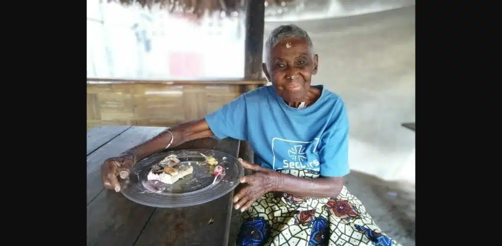 Madame Yvonne la tisaneuse de Nosy Komba