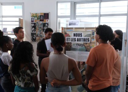 exposition Nous et les autres racisme collège Plateau-Caillou