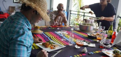 André Beton et Super Payet invité à manger 100% local chez Gabrielle Hoarau.