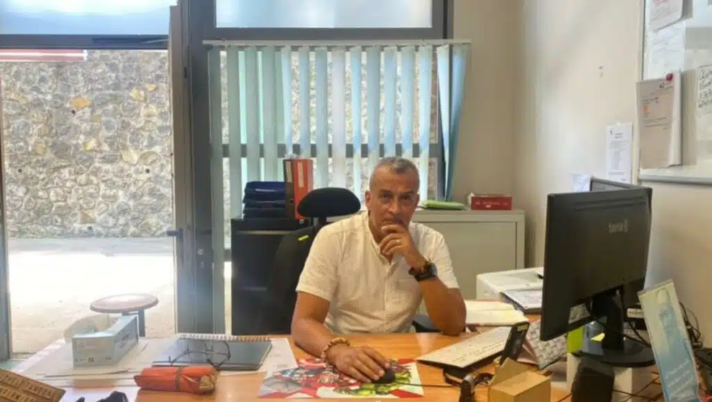 Michel Tambon, psychologue du lycée Pierre Lagourgue au Tampon