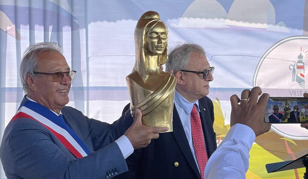 Bel air news Maurice Gironcel et Alain Trampoglieri Marianne d'or