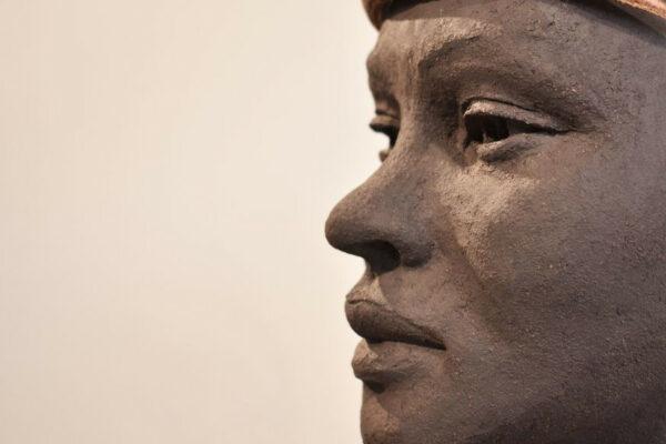 [Art] Les murmures du bronze :  l’art sensuel d’Anne H