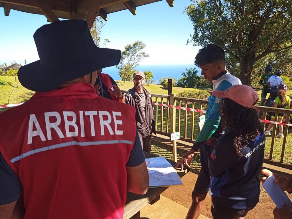 Karine Dudon arbitre présidente du comité régional de cyclisme