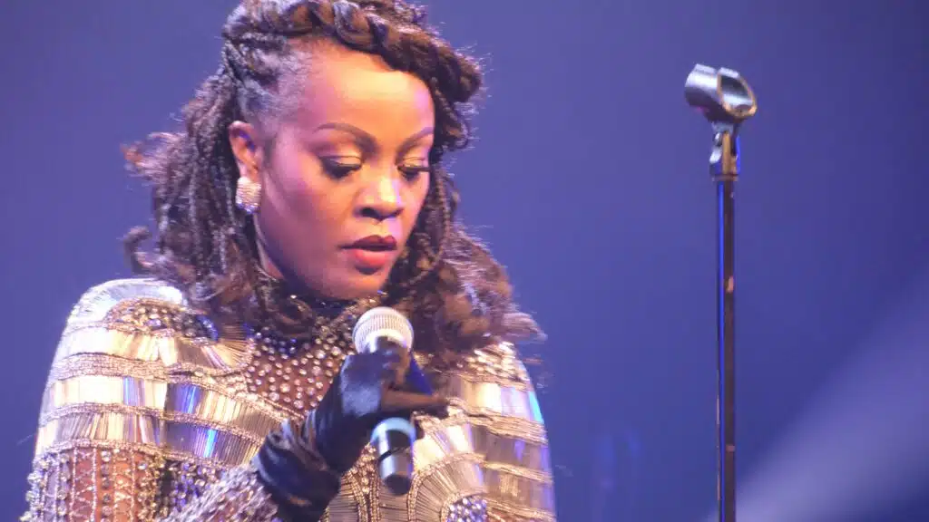 Zily chanteuse mahoraise Mayotte Kabardock