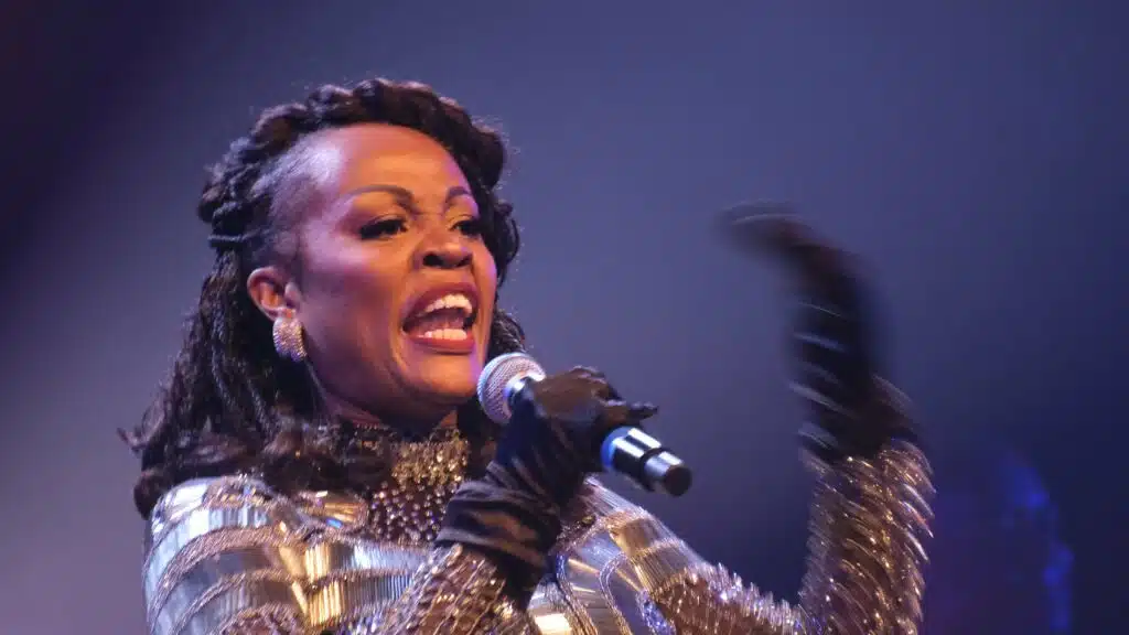 Zily chanteuse mahoraise Mayotte Kabardock