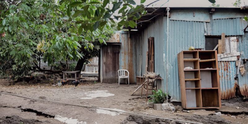 kaz en tôles chez monsieur Pattiama.