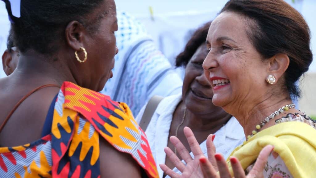 Huguette Bello manifestation contre extrême droite et racisme Saint-Paul