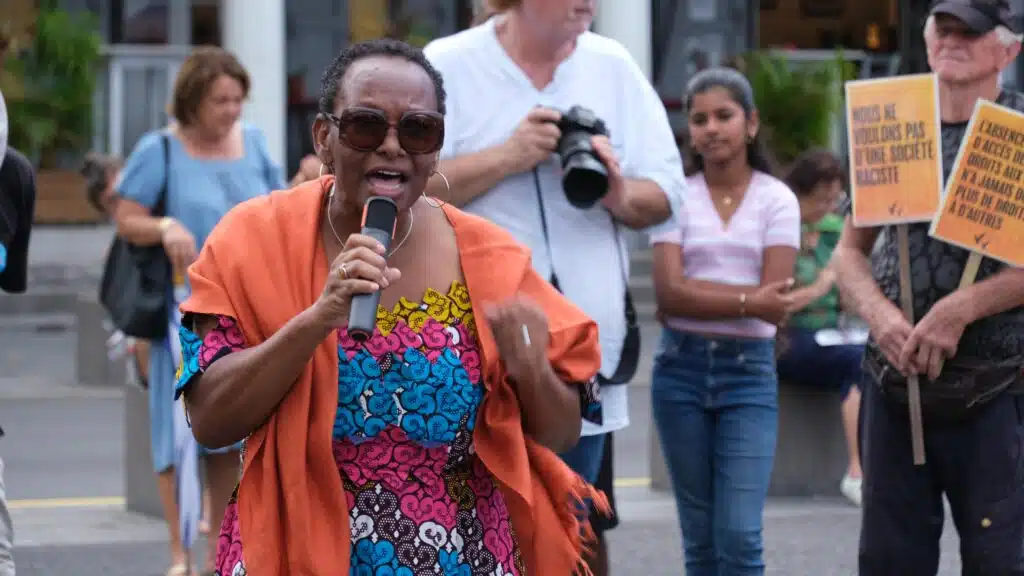 Lorita Alendroit Ankraké manifestation contre extrême droite et racisme Saint-Paul