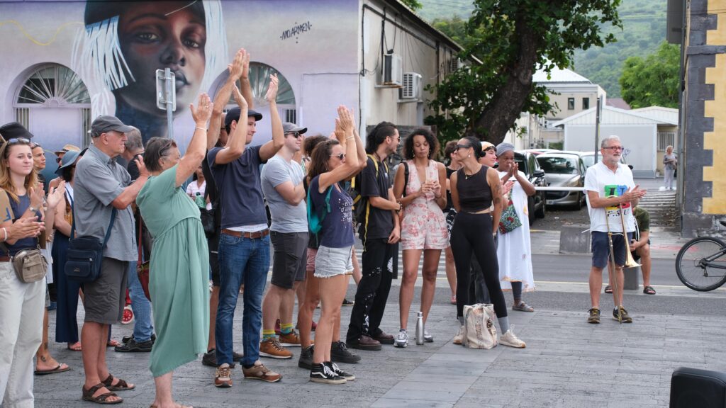 manifestation contre extrême droite et racisme Saint-Paul