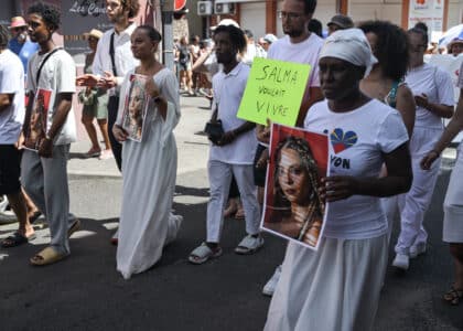 hommage pour Salma lors de la marche féministe