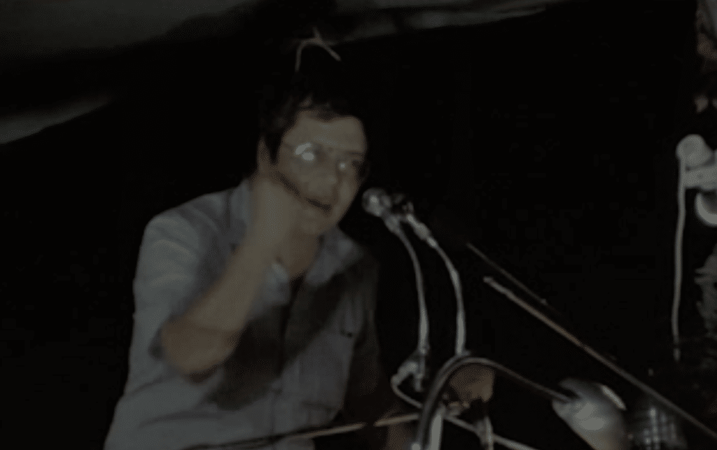 Paul Vergès en Meeting. (Collection privée)