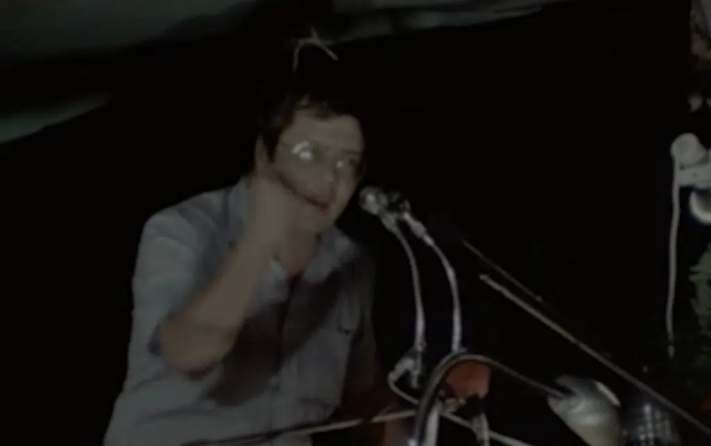 Paul Vergès en Meeting. (Collection privée)