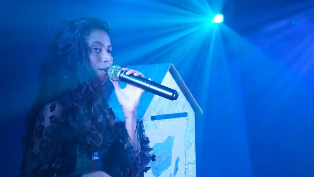 Lisa Ducasse concert Bisik musique chanson poésie