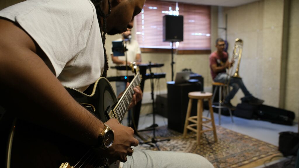 Gwendoline Absalon, musique jazz, Victor Boyer à la guitare