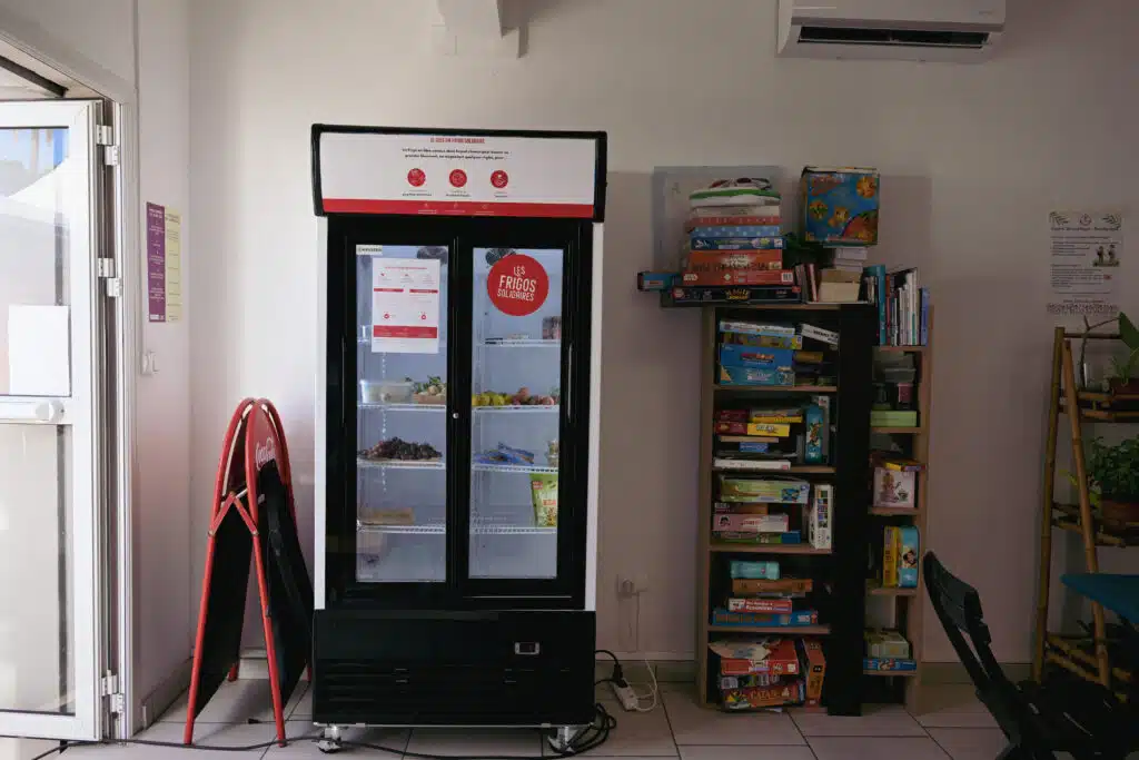 Le tiers-lieu est le premier local des DOM-TOM à accueillir un frigo solidaires, une initiative pensée pour favoriser le partage et limiter le gaspillage.
