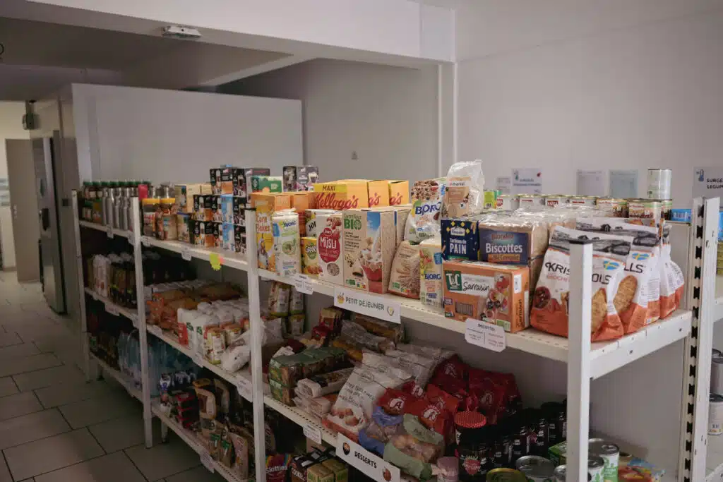 L'épicerie solidaire propose de nombreux produits de premières nécessité.