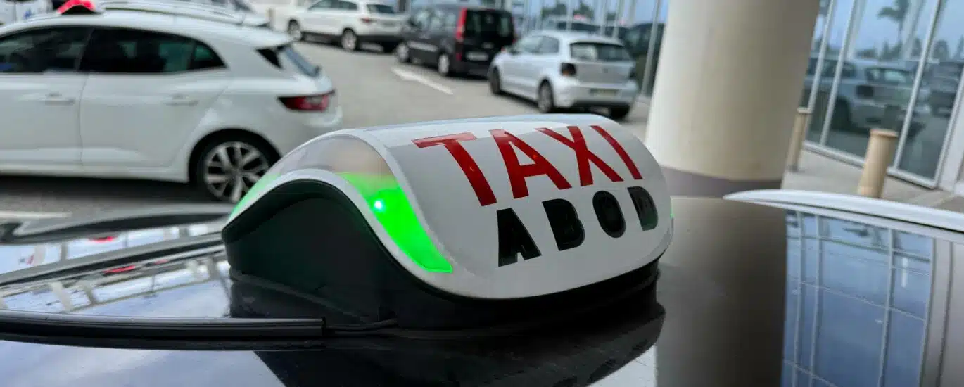 Logo taxi.
