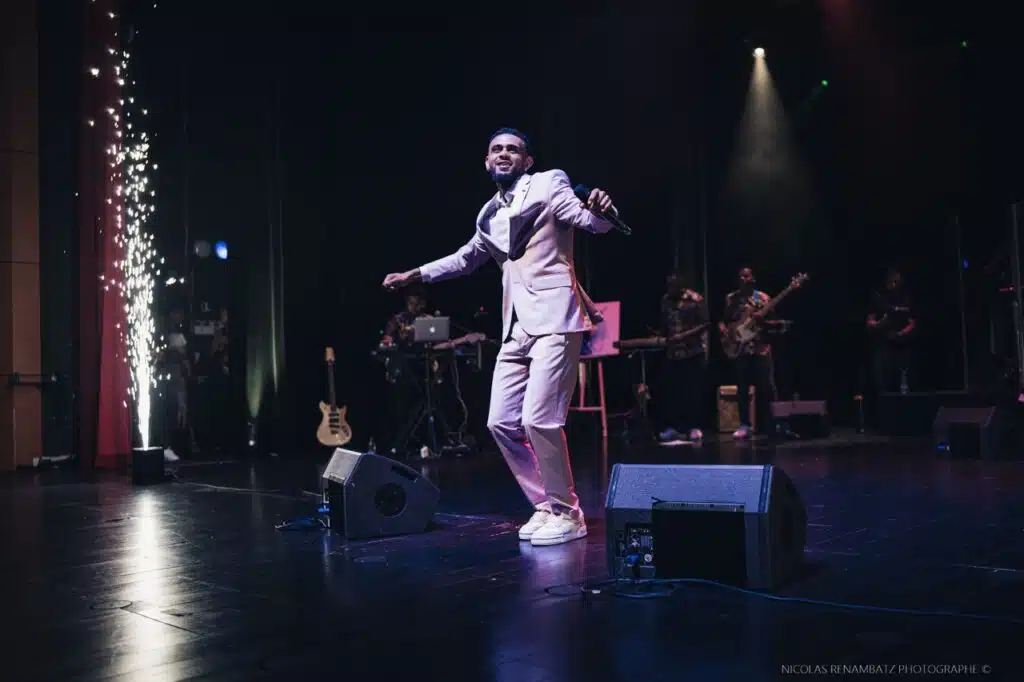 Concert de Wizdom à la salle Gramoun Lélé, par le Bisik Nicolas Renambatz