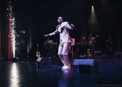 Concert de Wizdom à la salle Gramoun Lélé, par le Bisik Nicolas Renambatz