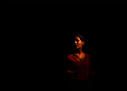 Jessica Ramassamy autrice de la pièce Tous nos Ciels.