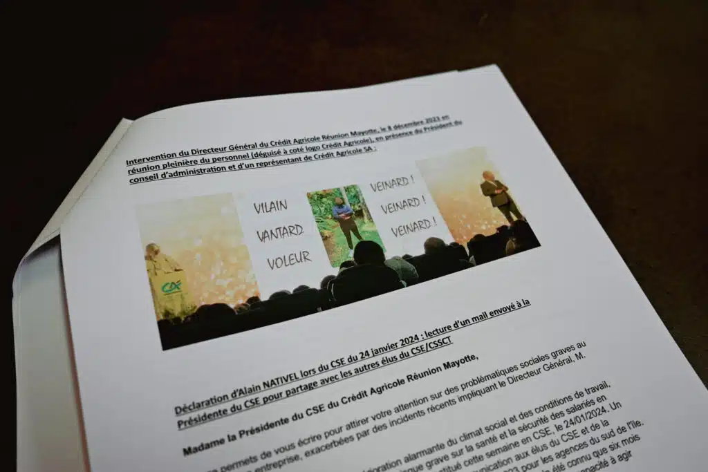 La photo au centre du procès présente un employé de la société au milieu. Le procès aura pour but de démontrer si oui ou non, l'utilisation d'un tel support est constitutif d'une injure publique.