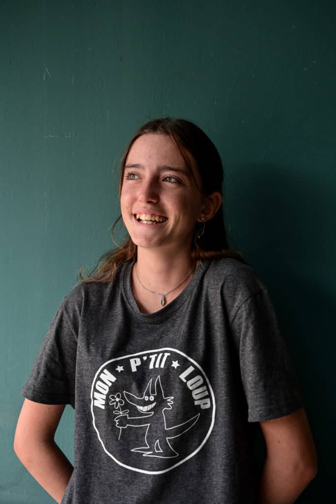 Camille, membre du groupe qui a travaillé sur le P'tit Fanzine. © Olivier Ceccaldi