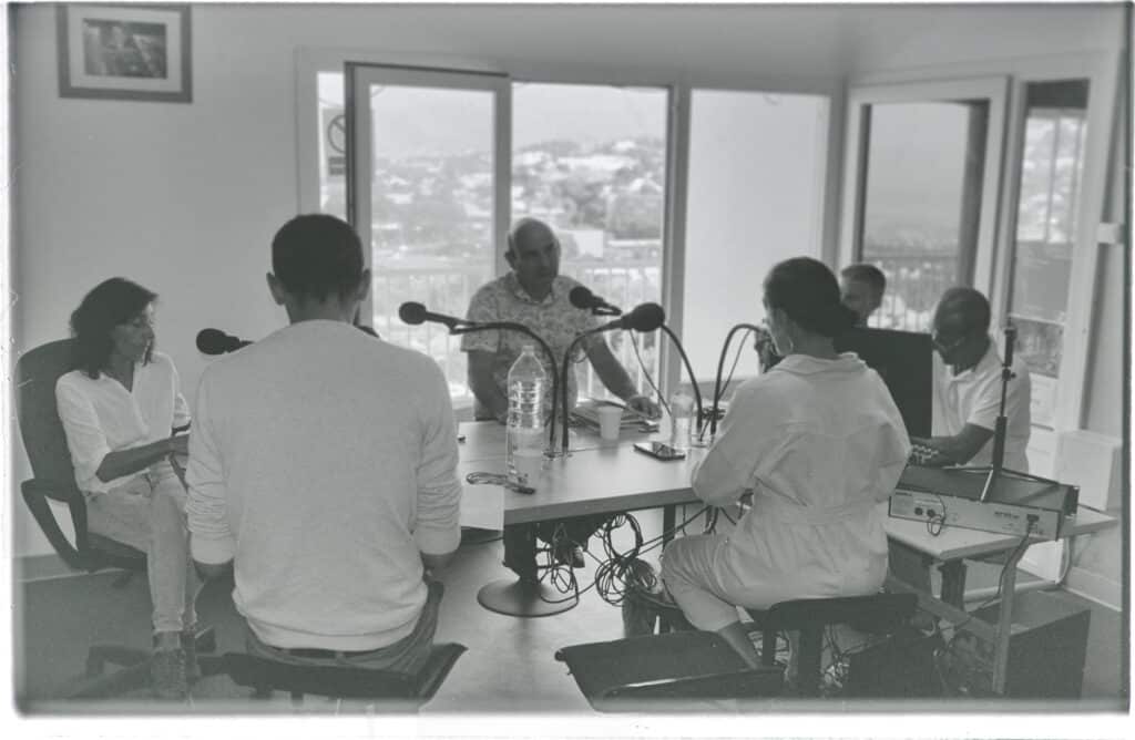 Numéro zéro de l'émission Alé di partou dans les locaux de Radio Sud Plus. © Olivier Ceccaldi
