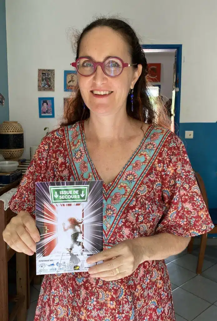 Conçu pour les jeunes âgés de 15 à 25 ans, ce livret de sensibilisation a pour objectif d'éveiller les consciences face aux violences au sein d’un couple. Crédit : Marion Mansuy