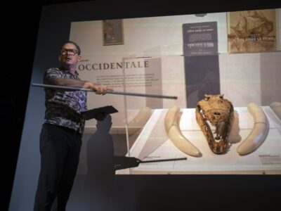 Née de l’imagination d’Emmanuel Kamboo, designer graphique et scénographe d’exposition, l’Incyclopédie du continent réunionnais, jouée par Sergio Grondin, met en scène l’âge d’or de l’île.