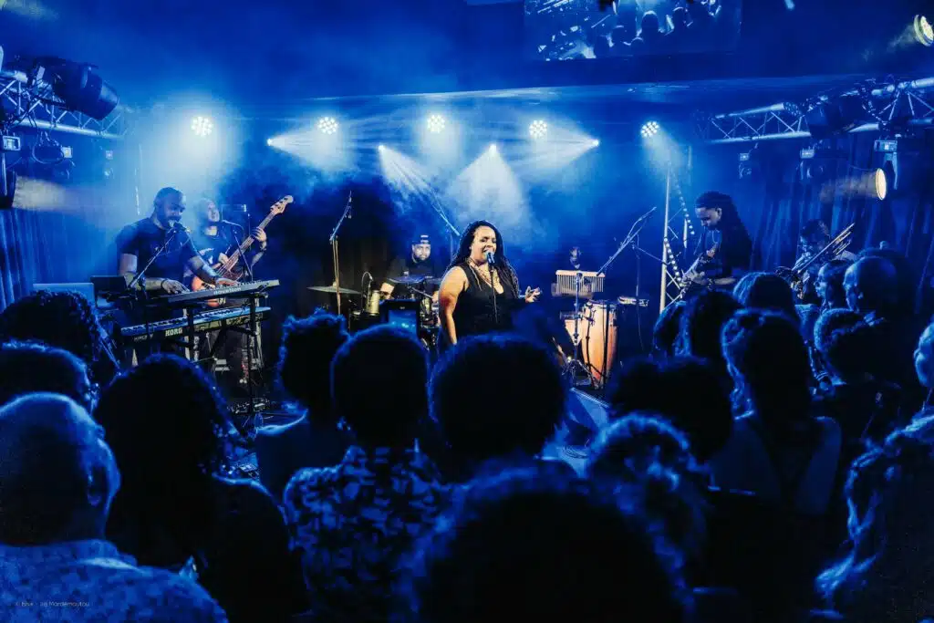 Gwendoline Absalon et Flora Obé