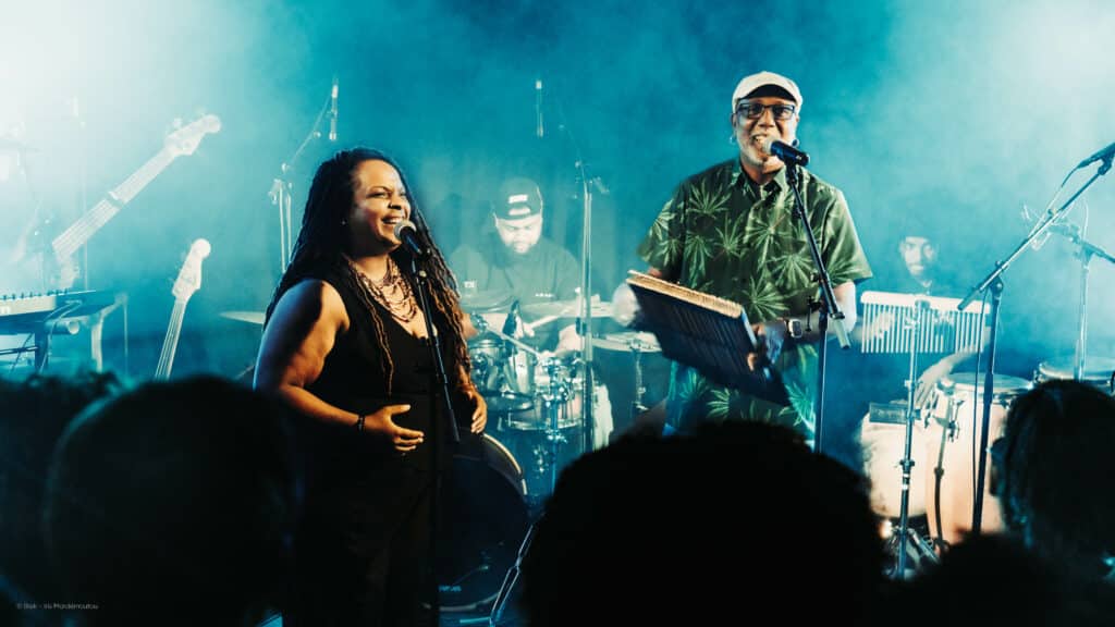 Gwendoline Absalon et Flora Obé