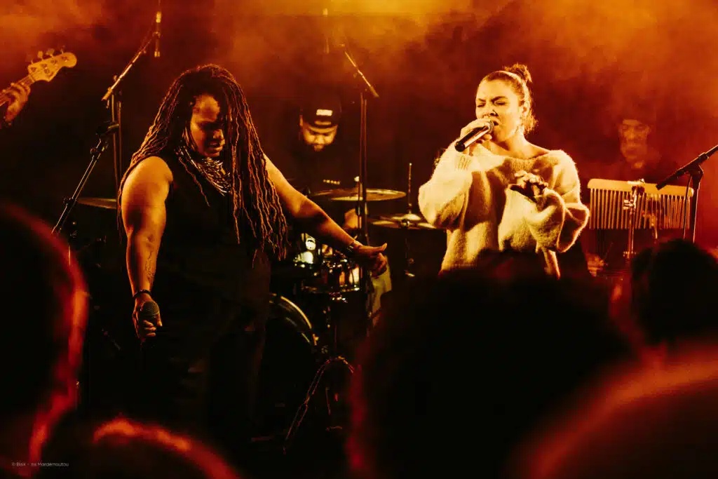 Gwendoline Absalon et Flora Obé