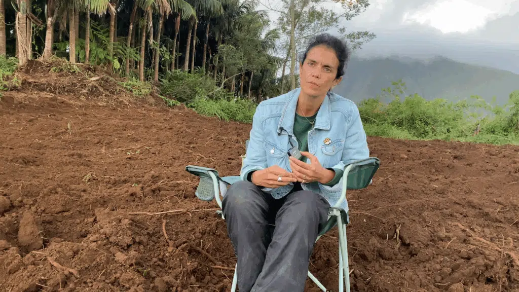 Laure de Butler réalisatrice série Enchaînés