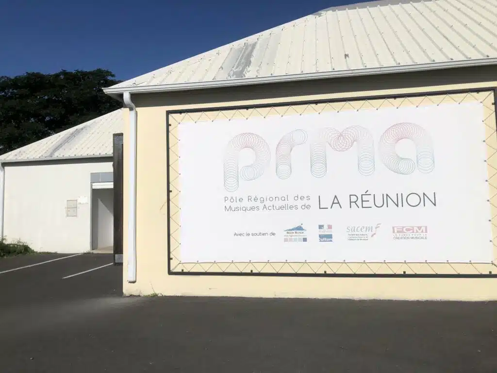 bureaux, siège du PRMA pole régional des musiques actuelles le Port Lycée Jean-Hinglo