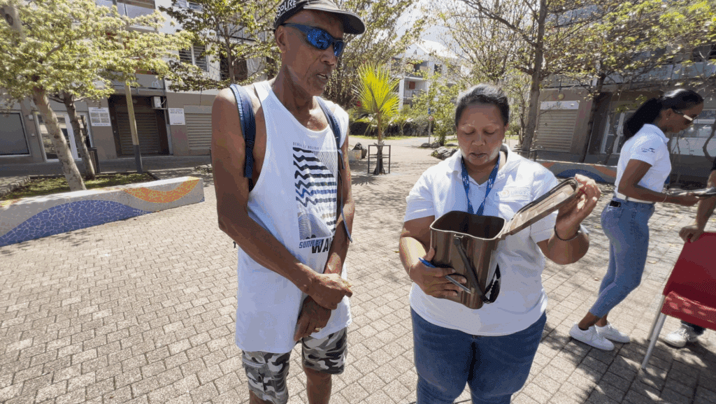 Ce geste quotidien permet de réduire vos déchets, de protéger l’environnement et de valoriser vos déchets en compost.