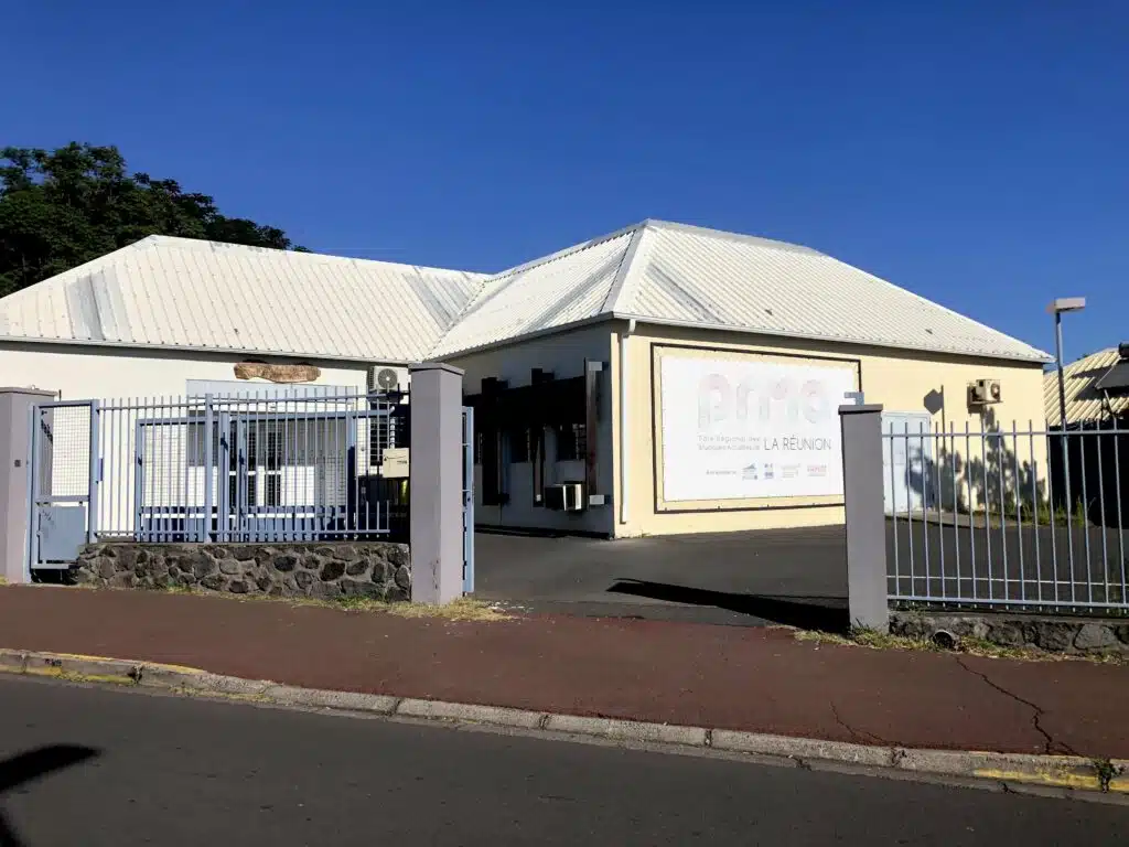 bureaux, siège du PRMA pole régional des musiques actuelles le Port Lycée Jean-Hinglo