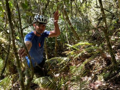 Expédition botanique et maronage dans les hauts de Salazie avec Rémi-Paul Grondin
