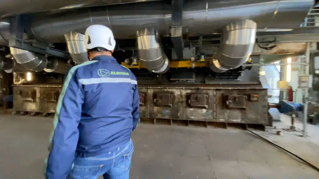 Visite de la centrale thermique Albioma du Gol avec Greoffroy Mercier, directeur régional électricité