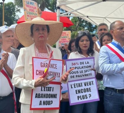 manifestation Bello Nabenesa contrats PEC