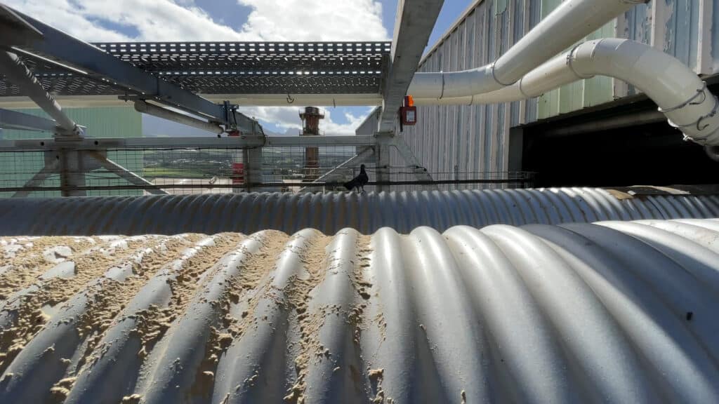 Visite de la centrale thermique Albioma du Gol avec Greoffroy Mercier, directeur régional