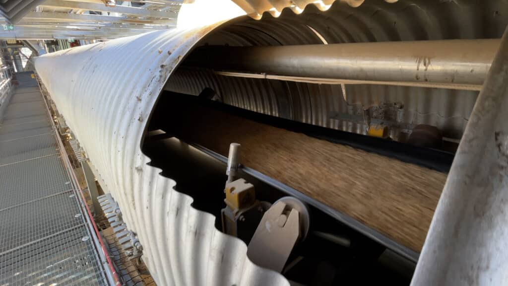 Visite de la centrale thermique Albioma du Gol avec Greoffroy Mercier, directeur régional électricité