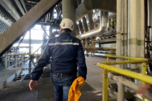 Visite de la centrale thermique Albioma du Gol avec Greoffroy Mercier, directeur régional électricité