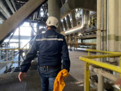 Visite de la centrale thermique Albioma du Gol avec Greoffroy Mercier, directeur régional électricité