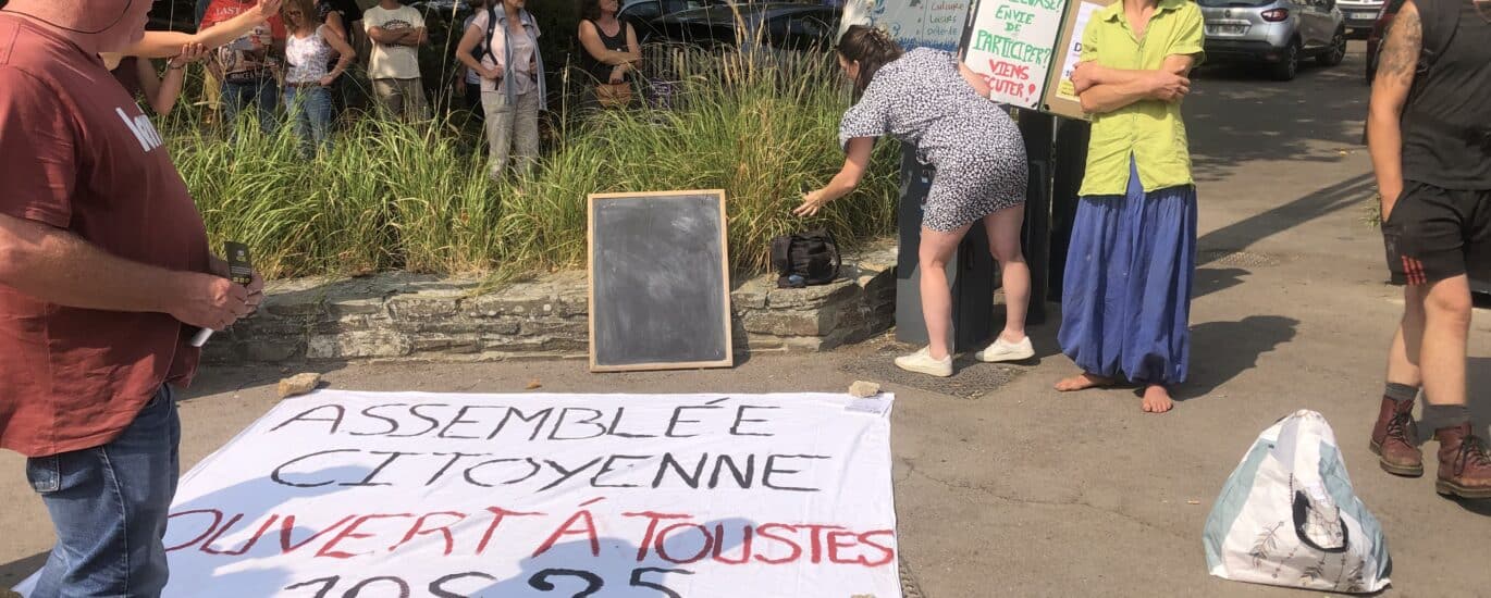 15 août à Lannion, Côtes d'Armor, pour préparer le 10 septembre avec Le Canard Réfractaire.