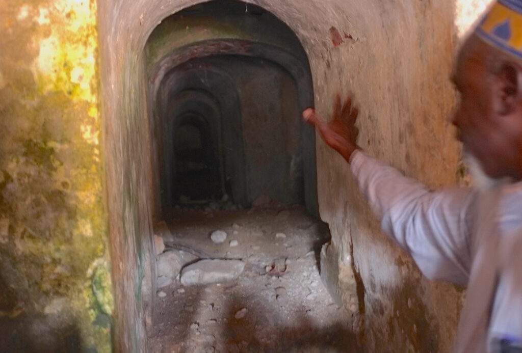 Tunnel des esclaves sur l'île de Mozambique. © Karl Kugel